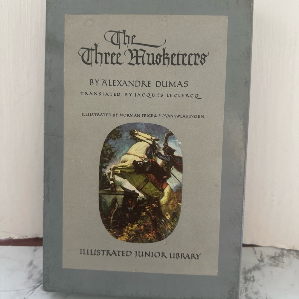 The Three Musketeers Illustrated Junior Library